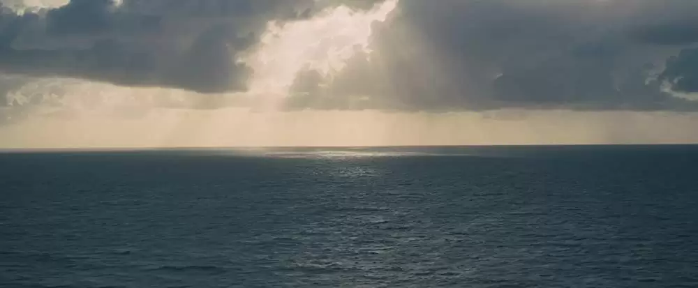 不屈の男 アンブロークンの画像