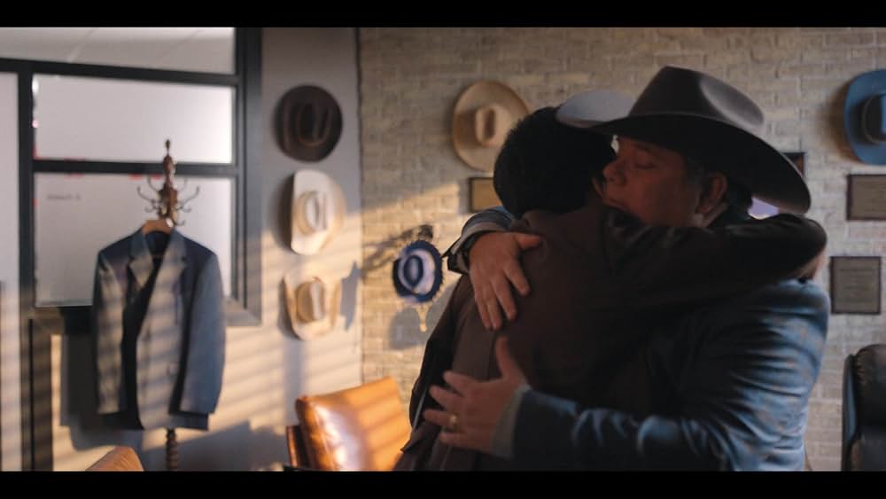 LOVE HURTS／ラブ・ハーツの画像