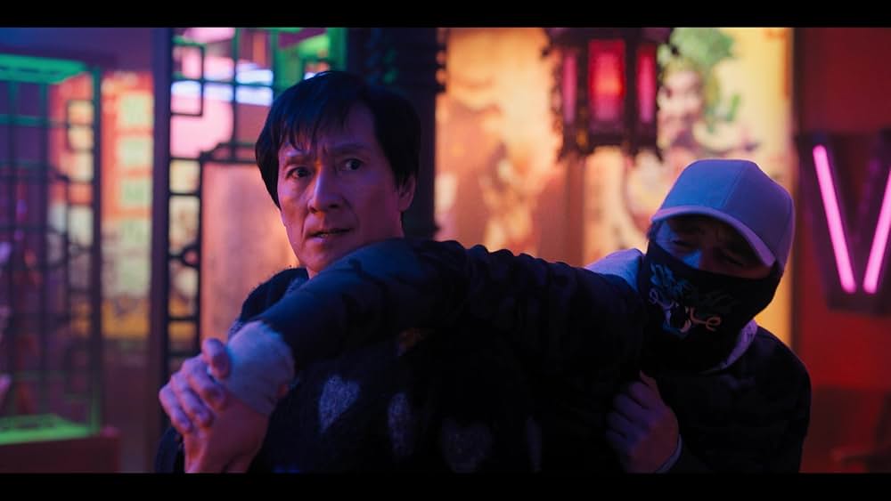 LOVE HURTS／ラブ・ハーツの画像