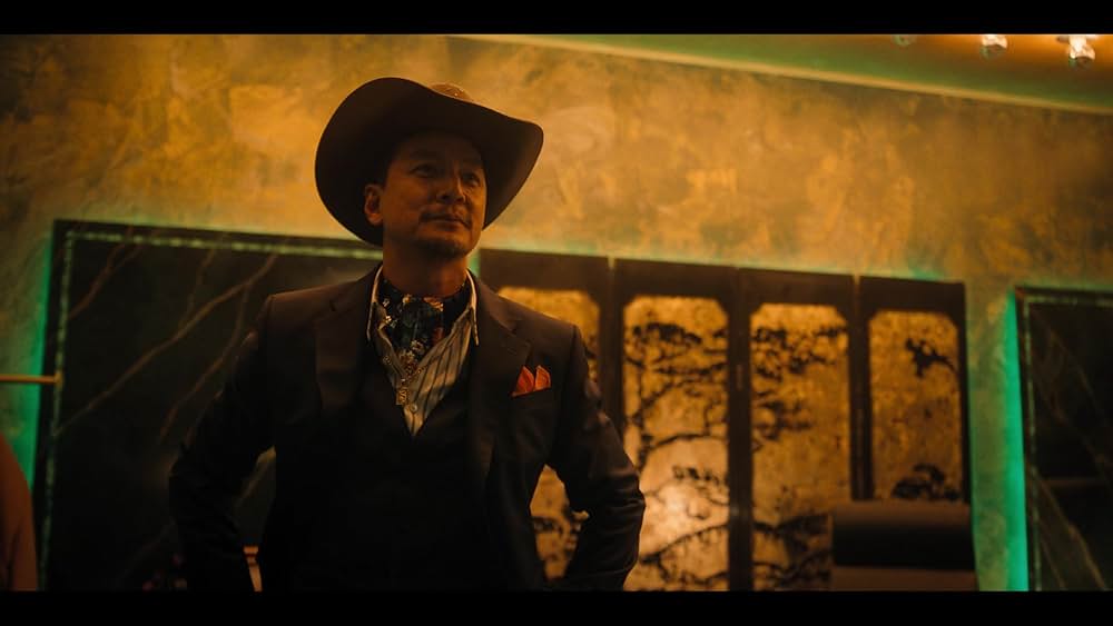 LOVE HURTS／ラブ・ハーツの画像