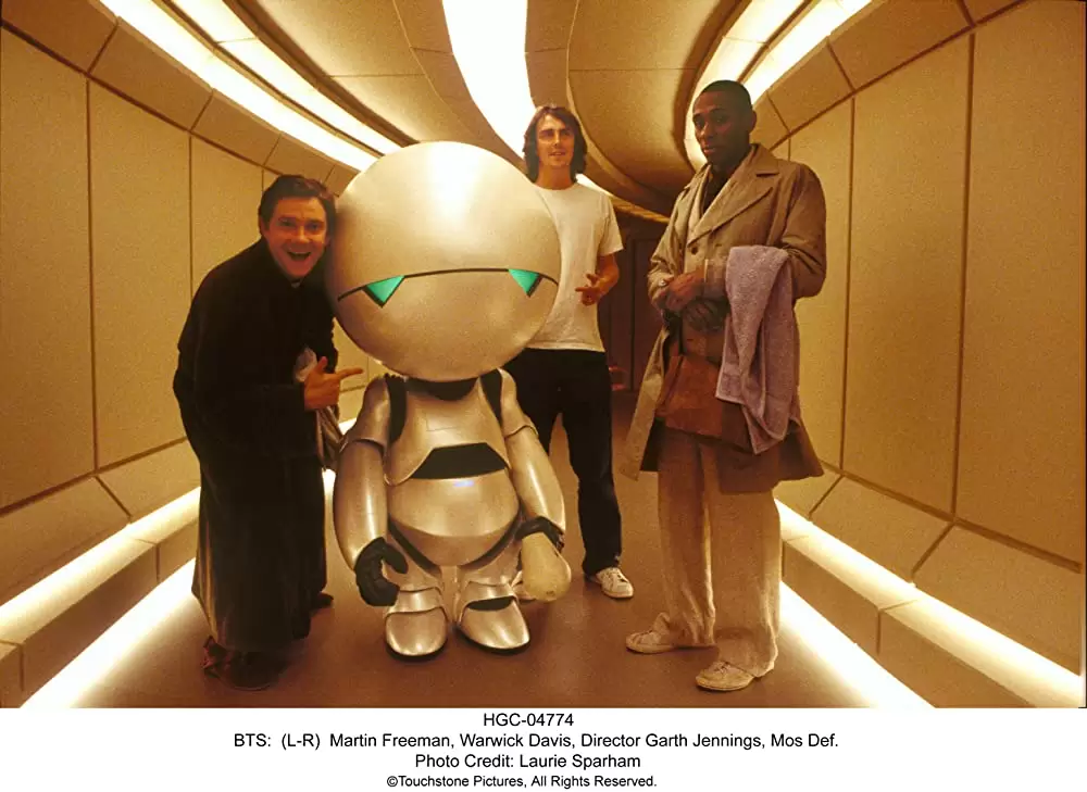 「銀河ヒッチハイク・ガイド」アラン・リックマン & ワーウィック・デイビス & Yasiin Bey & マーティン・フリーマン & ガース・ジェニングスの画像