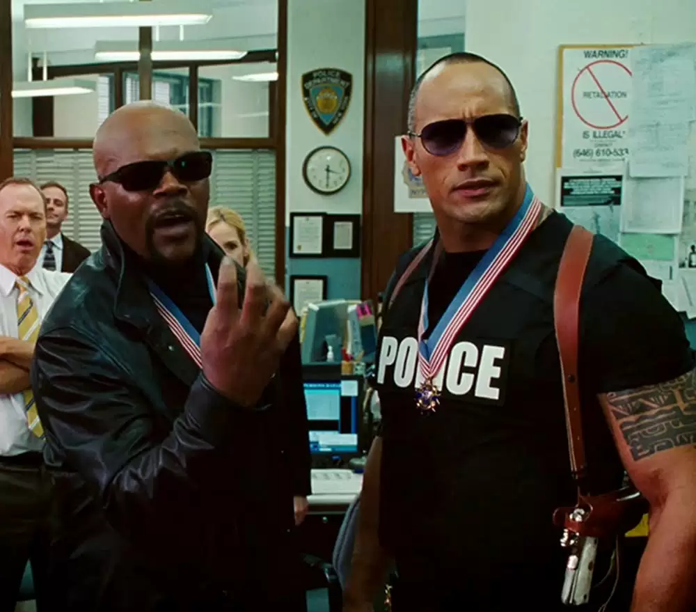 「アザー・ガイズ 俺たち踊るハイパー刑事！」サミュエル・L・ジャクソン & マイケル・キートン & ドウェイン・ジョンソンの画像