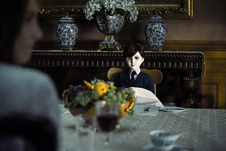 ザ・ボーイ 人形少年の館の画像