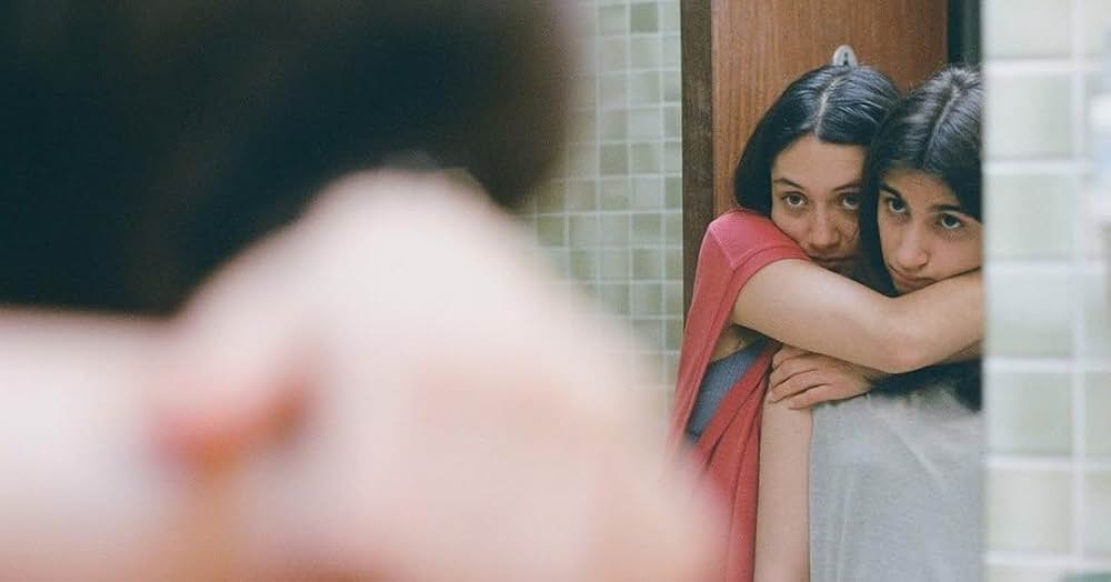 九⽉と七⽉の姉妹の画像