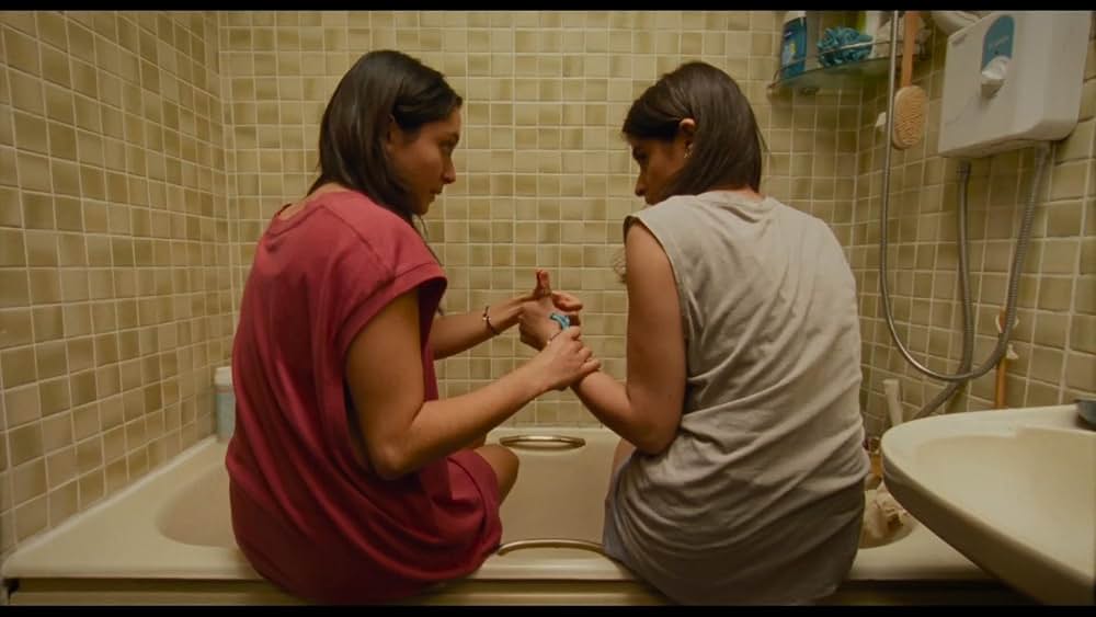 九⽉と七⽉の姉妹の画像