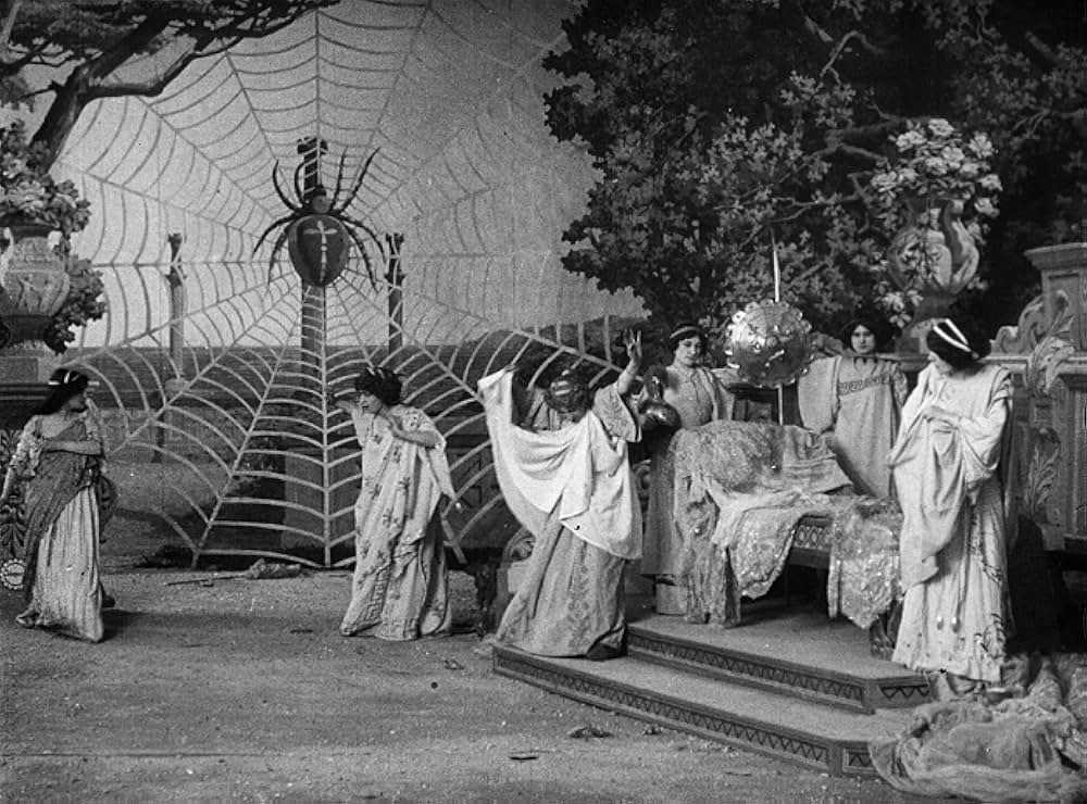 糸紡ぎの伝説の写真