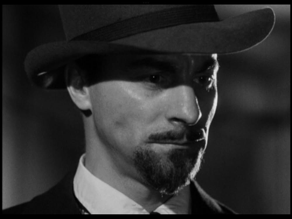 Spy Hunt（原題）の画像