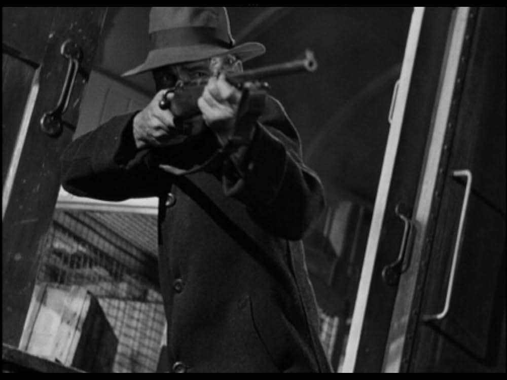 Spy Hunt（原題）の画像