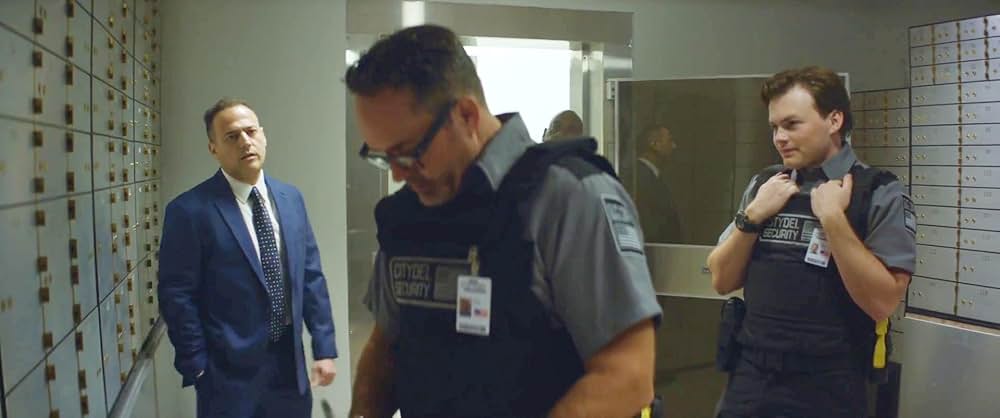 Armor（原題）の画像