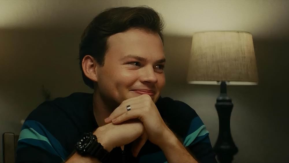 Armor（原題）の画像