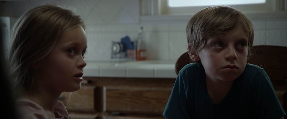 リメインズ 死霊の棲む館の画像