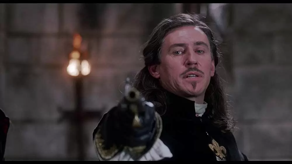 仮面の男の画像