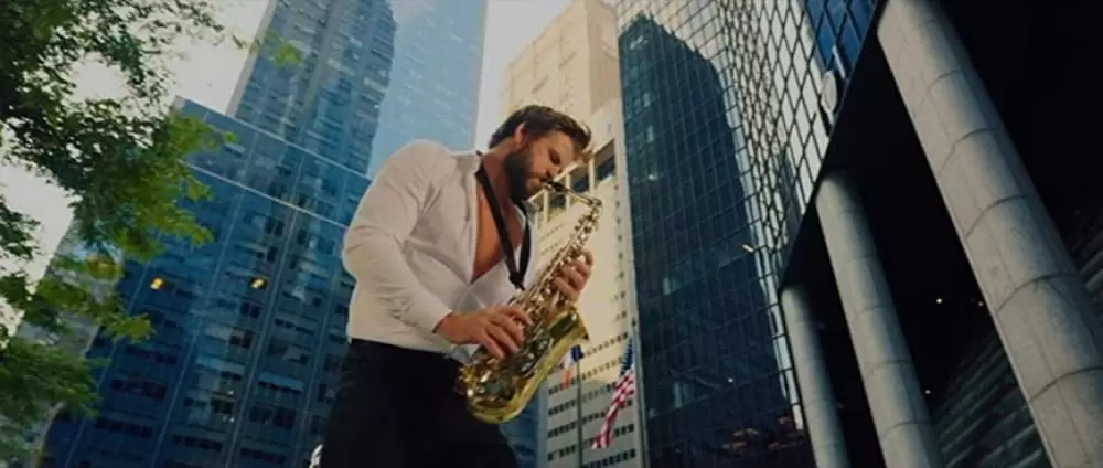 「ロマンティックじゃない？」リアム・ヘムズワースの画像