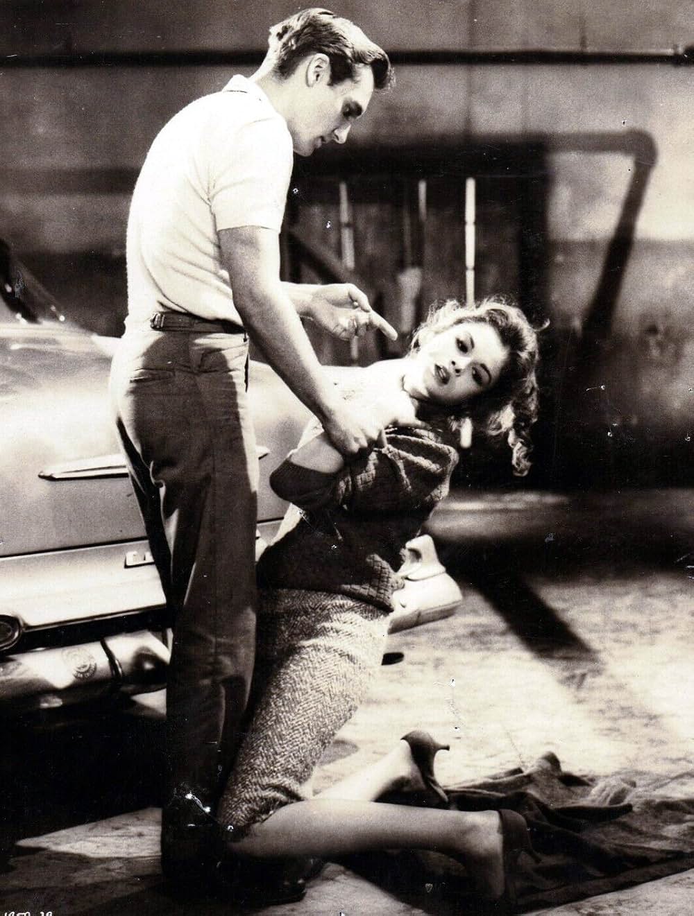 四人の恐迫者の画像