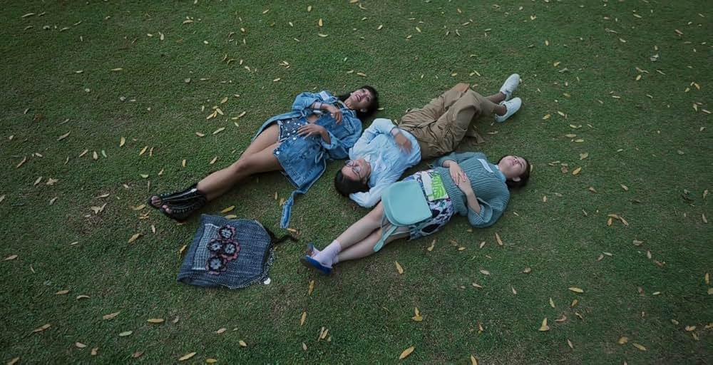 恋に落ちない世界の画像