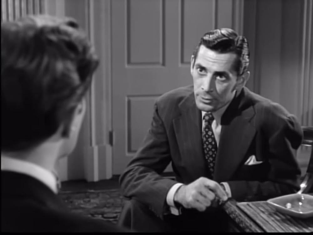 操られた目撃者の画像