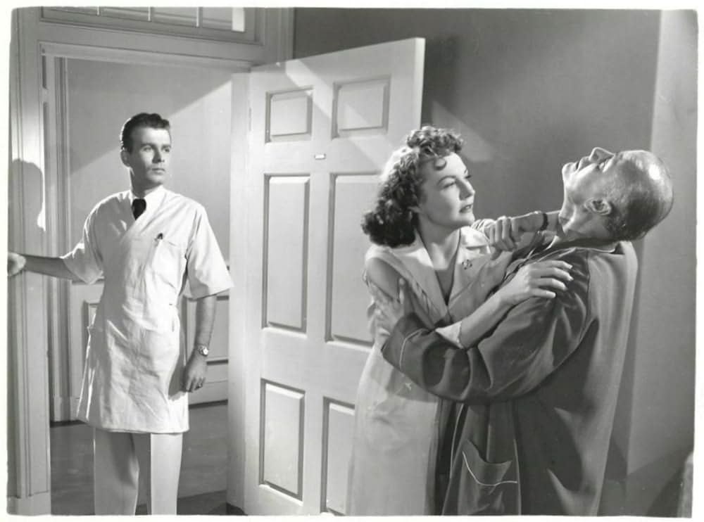 操られた目撃者の画像