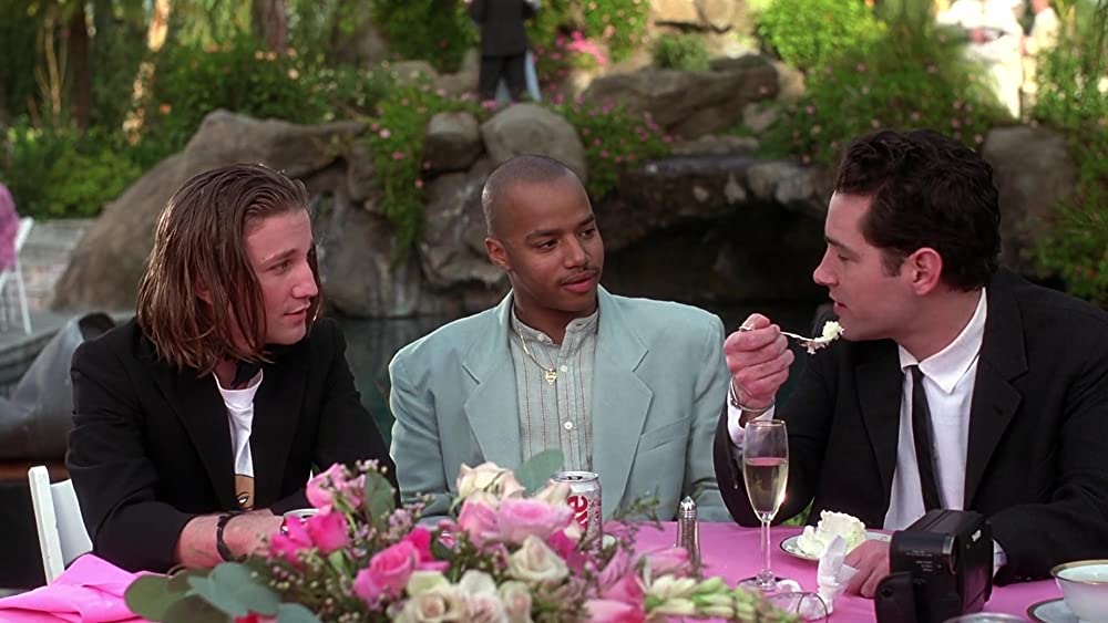 クルーレスの画像