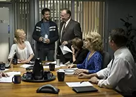 「男と女の不都合な真実」キャサリン・ハイグル & ジェラルド・バトラー & ジョン・マイケル・ヒギンズ & シェリル・ハインズ & ニック・サーシー & ブリー・ターナーの画像