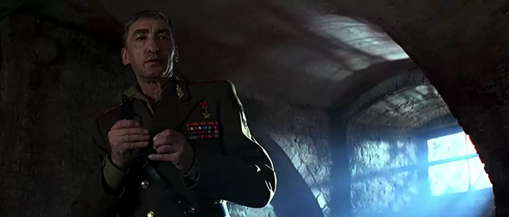 「007／ゴールデンアイ」ロビー・コルトレーン & ゴットフリート・ヨーンの画像