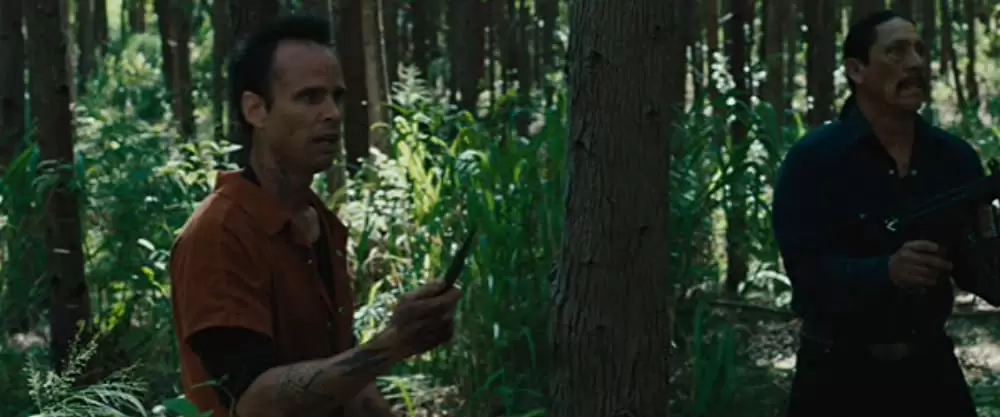 「プレデターズ」ダニー・トレホ & ウォルトン・ゴギンズの画像