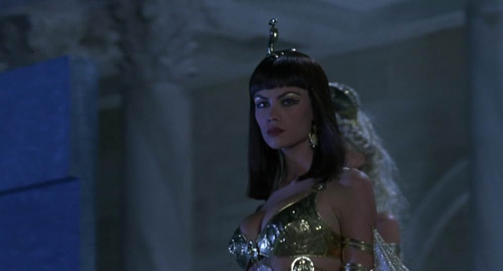 レスリー・ニールセン／裸のローマ帝国20001／2年前の画像