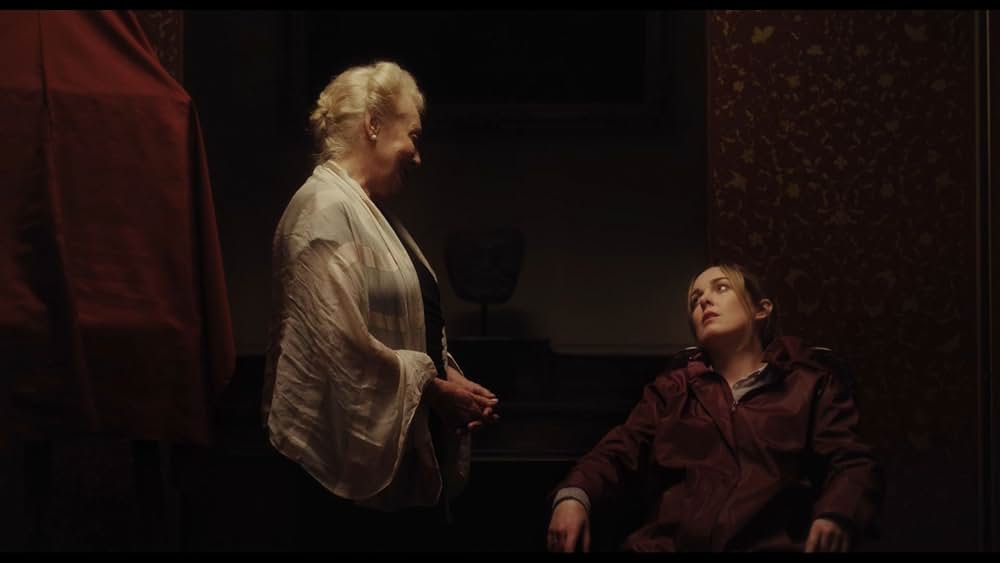 Don't Leave Home（原題）の画像