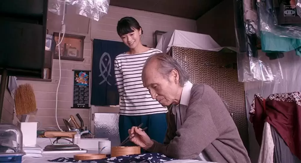 家に帰ると妻が必ず死んだふりをしています。の画像