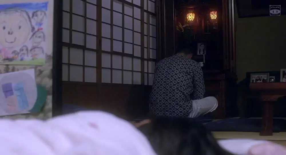 家に帰ると妻が必ず死んだふりをしています。の画像