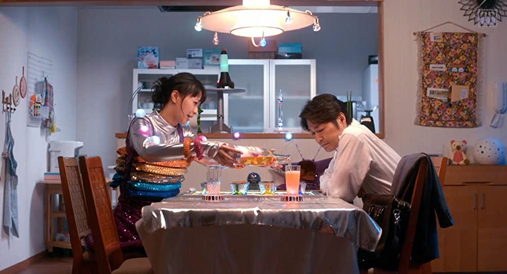 家に帰ると妻が必ず死んだふりをしています。の画像