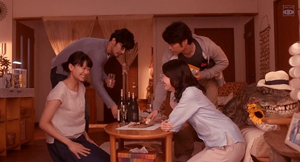 家に帰ると妻が必ず死んだふりをしています。の画像