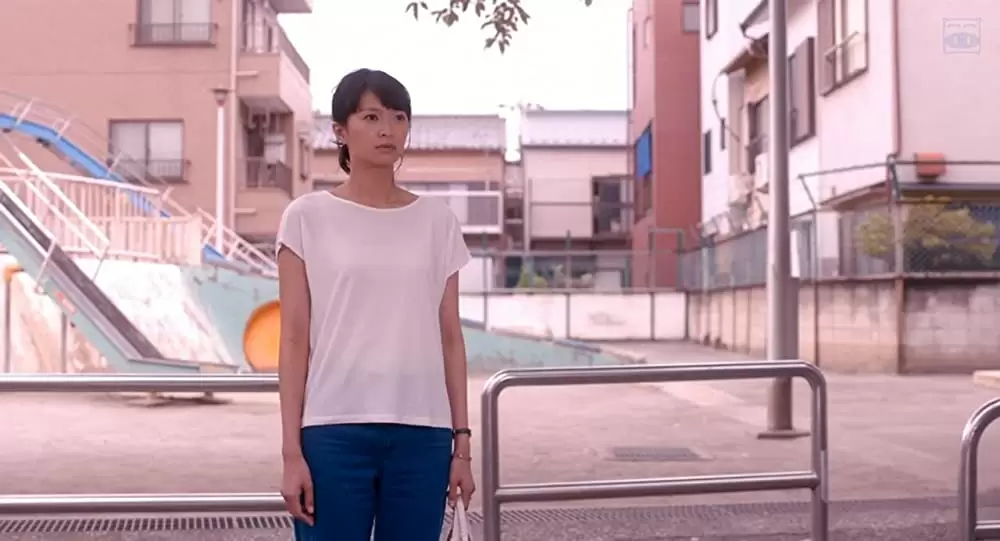 「家に帰ると妻が必ず死んだふりをしています。」榮倉奈々の画像