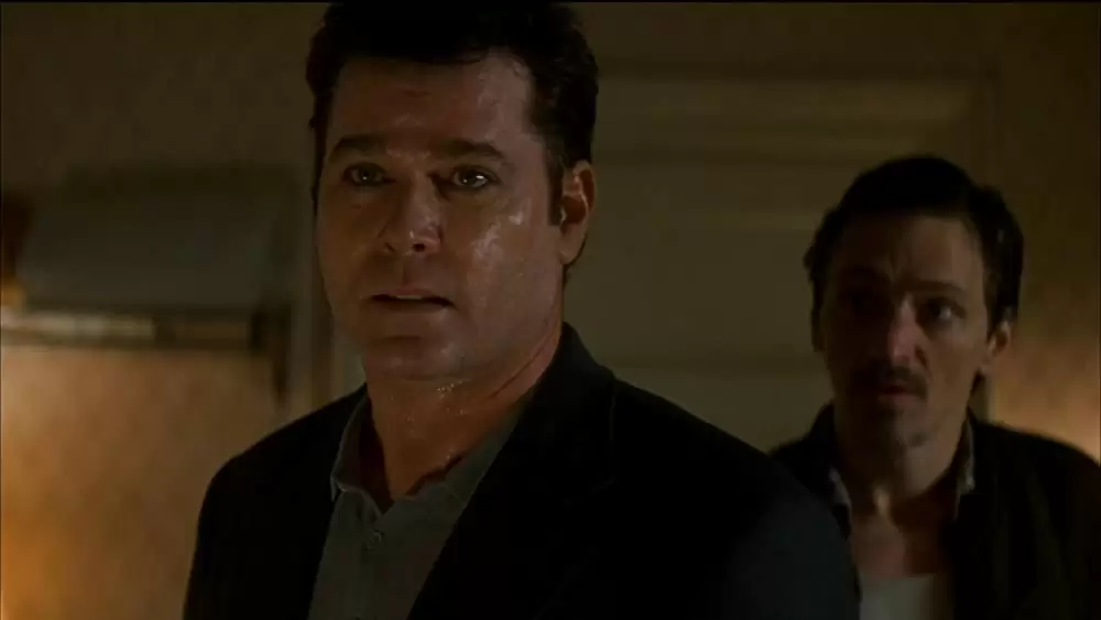 「アイデンティティー」レイ・リオッタ & ジョン・ホークスの画像