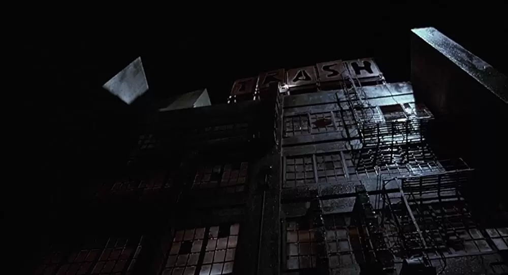 クロウ／飛翔伝説の画像