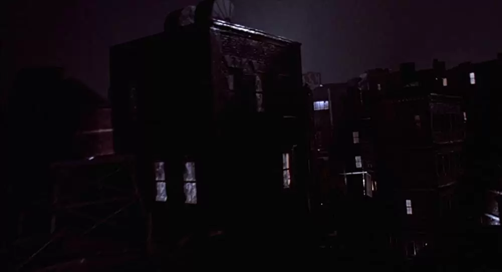 クロウ／飛翔伝説の画像