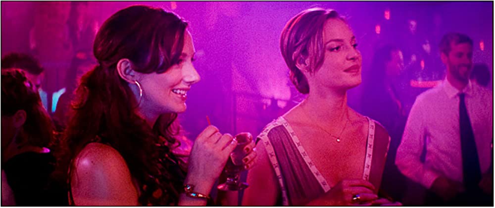 幸せになるための27のドレスの画像