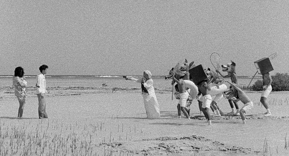 イースト・オブ・ヌーンの画像