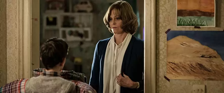 怪物はささやくの画像