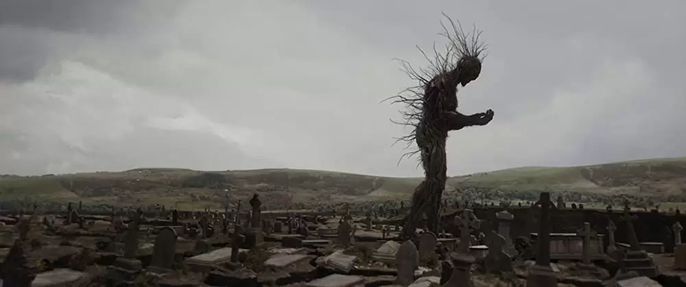 「怪物はささやく」リーアム・ニーソンの画像