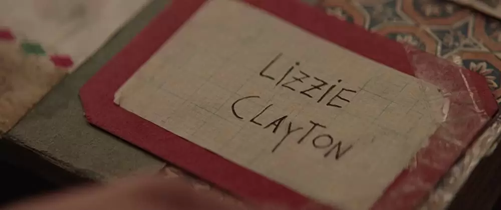 怪物はささやくの画像