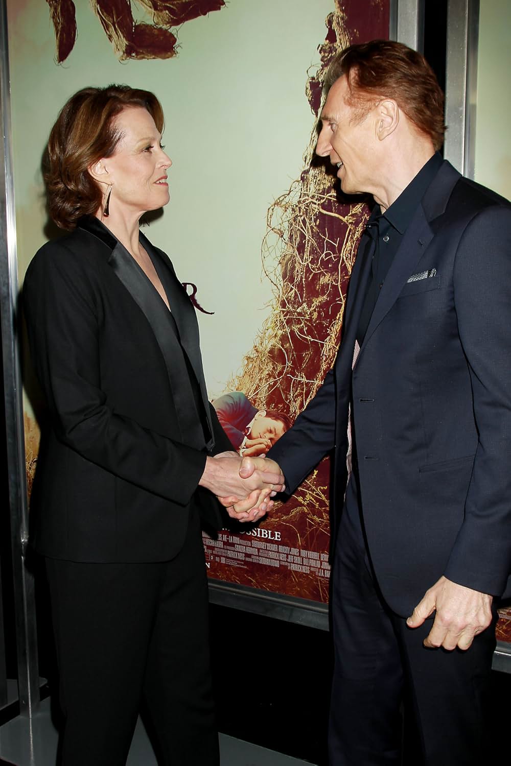 怪物はささやくの画像