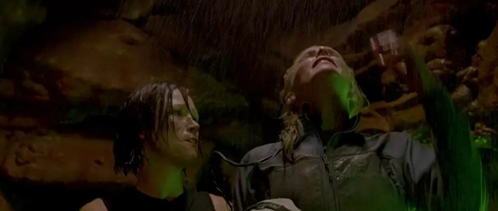 「ディセント」Shauna Macdonald & Alex Reidの画像