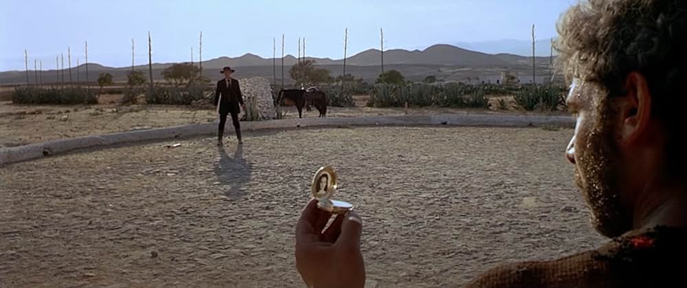 夕陽のガンマンの画像