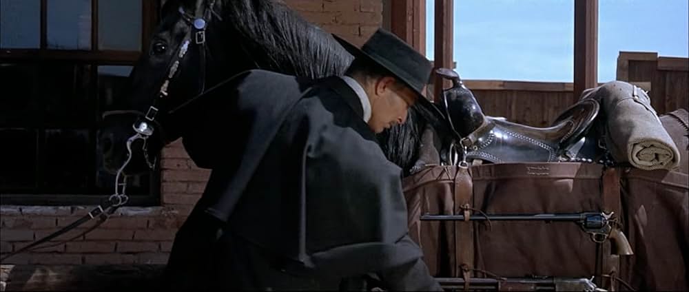 夕陽のガンマンの画像