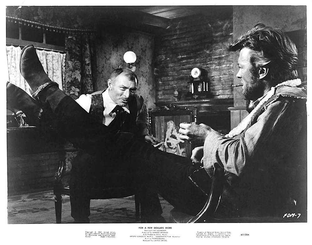 夕陽のガンマンの画像