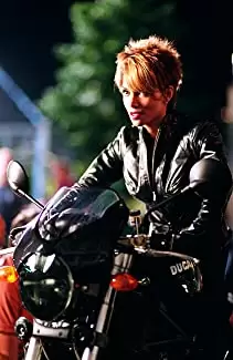 「キャットウーマン」ハル・ベリーの画像