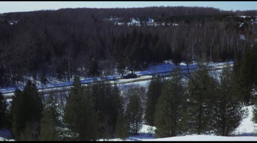 Cannibal Girls（原題）の画像