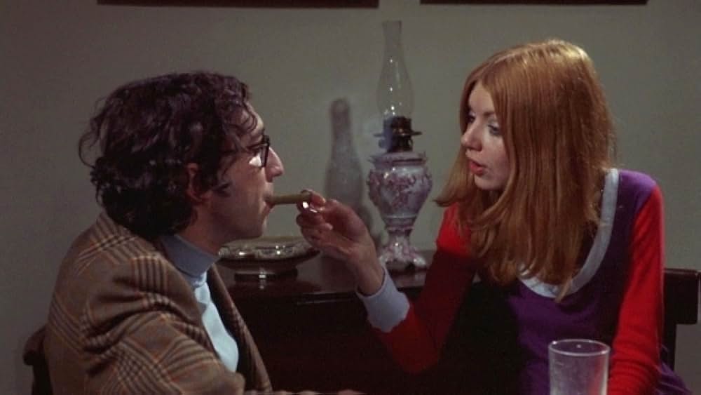 Cannibal Girls（原題）の画像