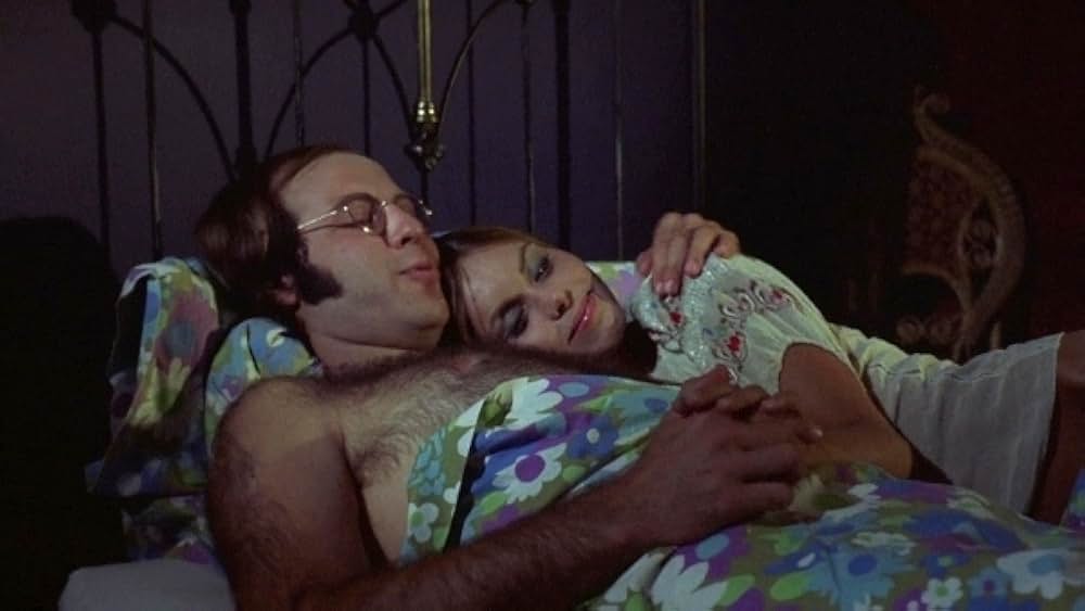 Cannibal Girls（原題）の画像