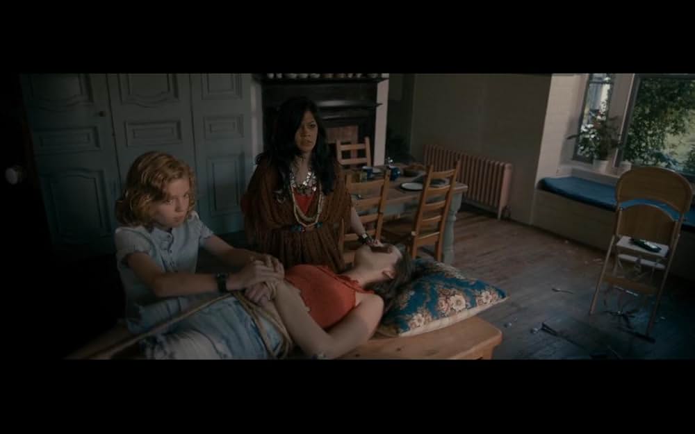 The Unfamiliar（原題）の画像